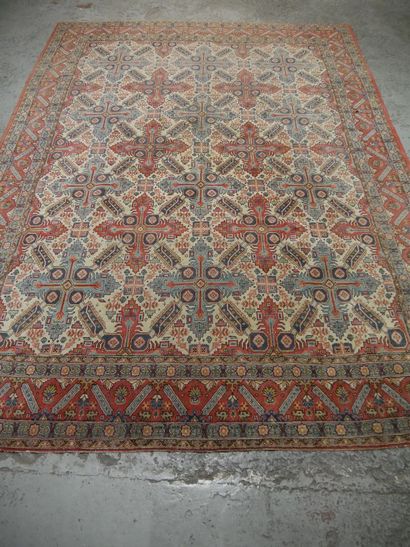 null Large and fine Ghoum kork carpet - Iran

About 1960 / 1965 (the first Ghoum)

Silky...