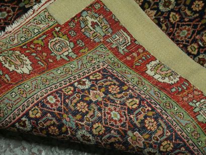 null Fine Bidjar carpet - Iran

Middle of the XXth century

Wool velvet on cotton...