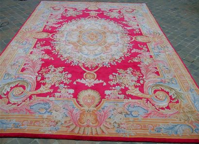 null 
Important carpet of the Savonnerie (France) 





Middle of the XXth century





Wool...