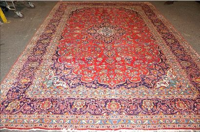 null Important Kachan carpet - Iran

Circa 1975

Wool velvet on cotton backing

Dimensions....