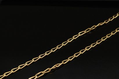 null Yellow gold chain 

Necklace : 78 cm - Weight : 54.18 g.