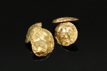 null Pair of cufflinks in 18K (750) yellow gold

Weight : 21.21 g.