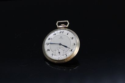 null OMEGA 

Gilt metal pocket watch with cream dial and Arabic numerals. Blued hands...