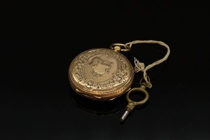 null Pocket watch in 18k (750) yellow gold, dial with guilloche gilt background and...
