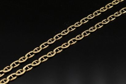 null URBANO

18k (750) yellow gold coffee bean chain 

Length of neck : 46 cm. -...