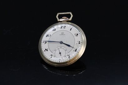 null OMEGA 

Gilt metal pocket watch with cream dial and Arabic numerals. Blued hands...