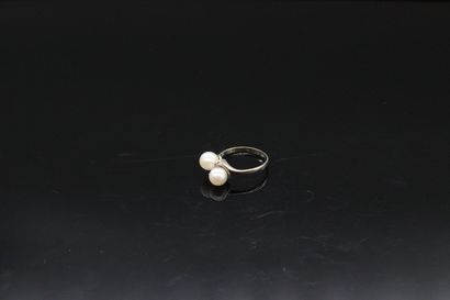 null Ring Toi&Moi in 18k (750) white gold with fantasy pearls. 

Finger size : 55/56...