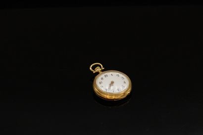 null Neck watch in 18K (750) yellow gold. White enamel dial, Arabic numerals. The...
