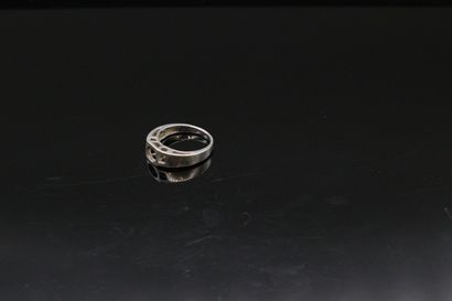 null Platinum ring mount. 

Weight : 9,35 g.