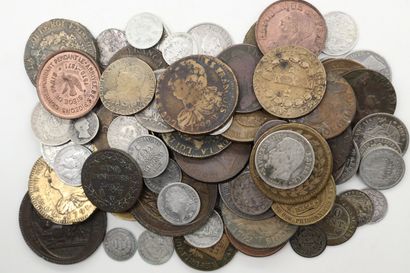 null FRANCE MODERNE

Grand lot d'environ 80 monnaies d'argent et de bronze de la...