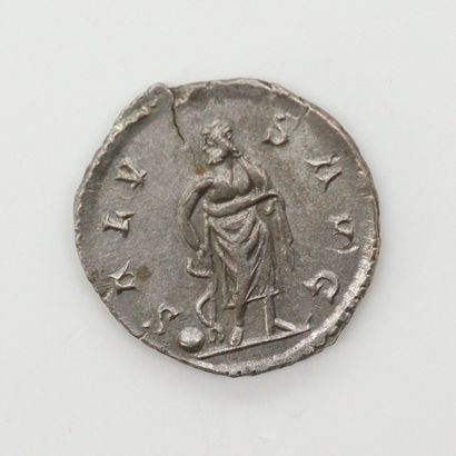 null POSTUME 

Antoninian struck in Trier 

R/ SALUS AUG Aesculapius standing with...