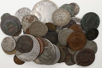null MONNAIES ROYALES 

Lot d'environ 65 monnaies d'argent, de bronze et de billon,...