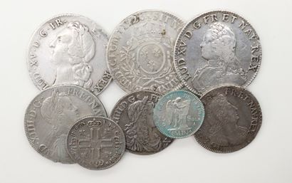 null MONNAIES ROYALES

Lot de 8 monnaies d'argent

Louis XIV : écu à la mèche longue...