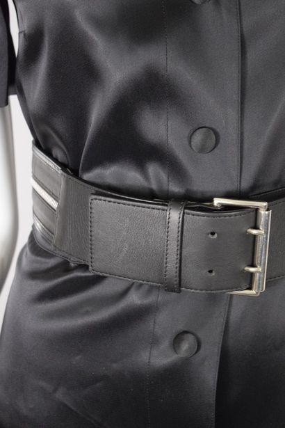 null CLAUDIE PIERLOT



Matte and patent leather belt with zipper pattern and silver...