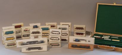 null Marklin. Mini-club

A set of 60 freight cars, some of which are in BO

Reference...