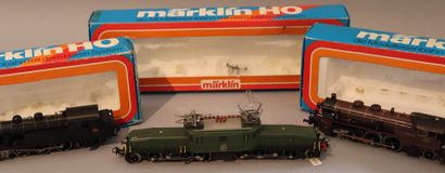 null Marklin. HO

3 engines and locomotive 

Including loco-tender 232

"Crocodile"...