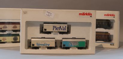 null Marklin. HO 

3 boxes of passenger cars and freight cars, reference 4035