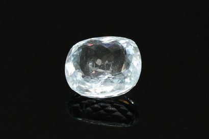 null Cushion aquamarine on paper.

Weight: 8.22 cts.