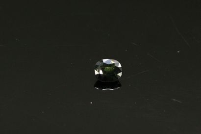 null Cushion sapphire on paper. 

Weight : 2.01 cts.