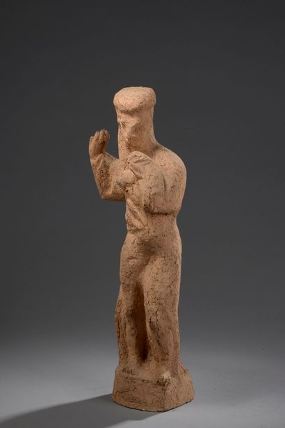 null VEYSSET Raymond, 1913-1967,

Figure,

terre-cuite (petites égrenures), monongramme...