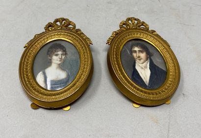 null Deux miniatures, XIXeme - portrait de femme et portrait d'homme