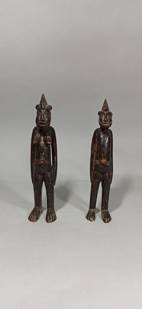 null Statuette Senoufo, Côte d'Ivoire.

H.: 28 cm - H.: 29 cm
