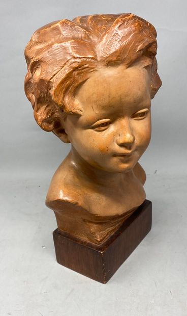 null GORI Fortunato, d'après 

Buste d'enfant 

Sculpture en terre cuite sur socle...