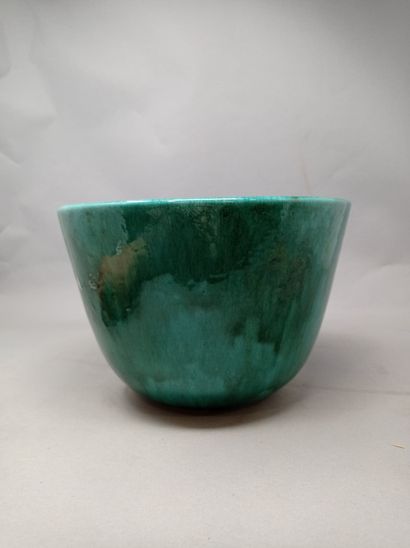 null BONIFAS Paul (1893-1967)

Earthenware cup with shaded glazed cover. 

Signed...