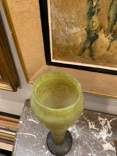 null LORRAIN

Vase with widened neck out of marbled glass of green tint, signed on...