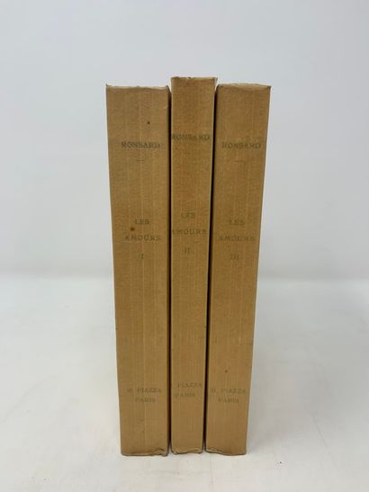null RONSARD, Les Amours, L'édition d'art H. Piazza, Paris, trois volumes brochés,...