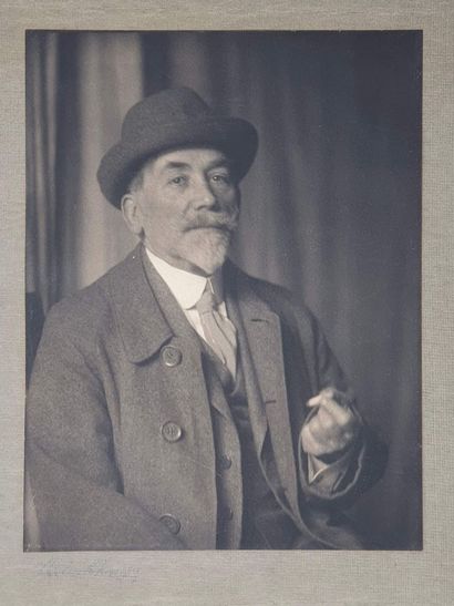 null Malcolm ARBUTHNOT (1874-1967). Portrait de Joseph Conrad (1857-1924). Tirage...