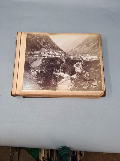 null Photographie, album photographique avec manques. Circa 1880-1910. Album photographique...