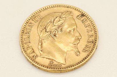 null Pièce en or de 20 francs Napoléon III tête laurée (1864)

Poids : 6.42 g.