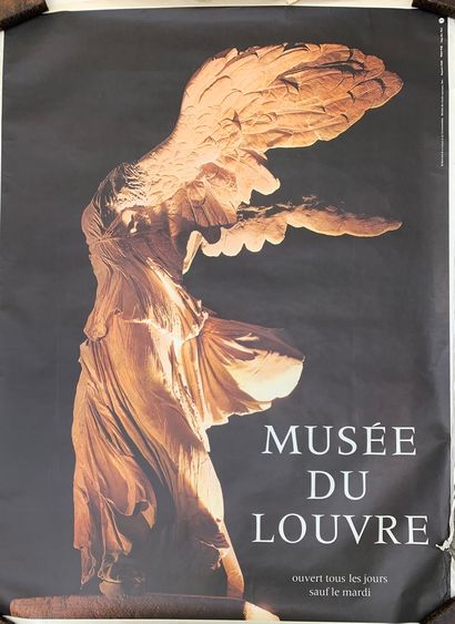 null Ensemble de 4 affiches d'expositions / musées :



- L'homme et son corps dans...