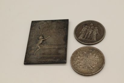 null Deux pièces en argent de type Hercule 1849 A et 1875 A (atelier : Paris), on...