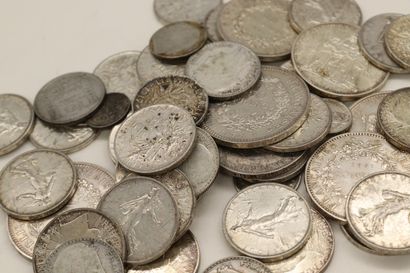 null Lot de pièces françaises en argent comprenant : 

- 10 Francs 

- 20 Francs...