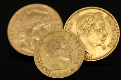 Lot of three gold coins including :

- 20...