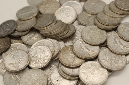 null Lot de pièces de 5 Francs Semeuse en argent 1960x34, 1961x9, 1962x20, 1963x14.

Poids...