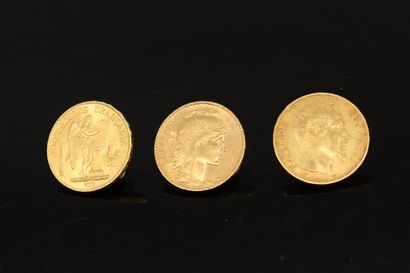 Trois pièces en or de 20 francs :

- Napoléon...