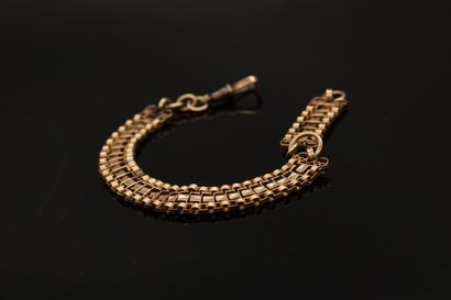 null Bracelet en or jaune 9k (375) créé à partir d'une chaîne giletière. 

Tour de...
