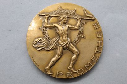 null Médaille de table ronde en bronze d'ap. R.B. Baron. 

Avers : PROMETHEE, sbg...