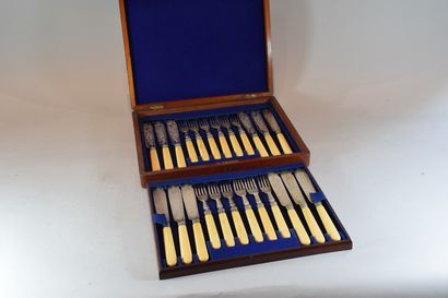 12 fish cutlery engraved with bone handle...