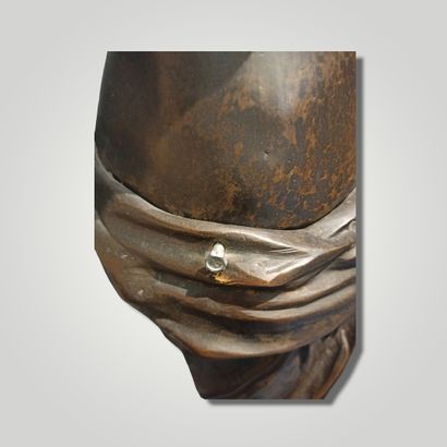 null VENUS DE MILO

Epreuve en bronze à patine brune, sculpture en deux parties,...