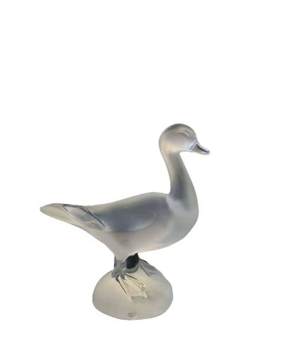 null LALIQUE France

Duck in crystal partly opacified.

Mark on the bottom

H. 24,5...