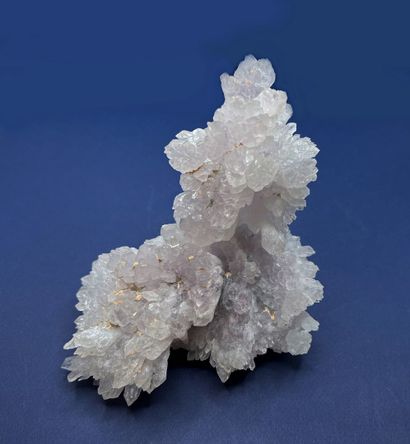null Quartz "fleur d'améthyste" : cristaux translucides clairs jusqu'à 25 mm 

Brésil...