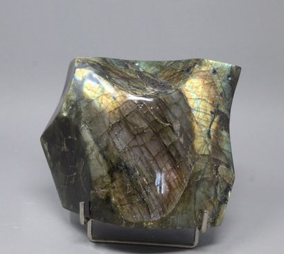 null Labradorite: block with polished faces, with iridescence 

Madagascar (1996)...