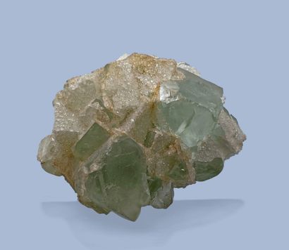 null Green fluorite: cubes (up to 30 x 25 x 20 mm), quartz encrustations

Puy de...