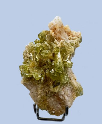 null Brazilianite, dolomite: beautiful finished prisms, green yellow, gems (up to...