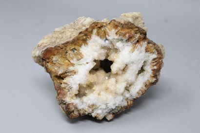 null Quartz (geode) and chalcedony roses 

Doazit, Landes (1971) 

Dimensions : 14...