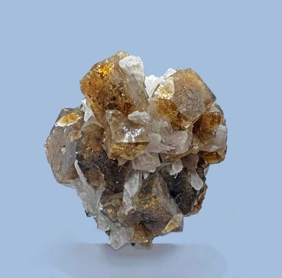 null Amber cubic fluorite, celestine : exceptional association of large amber, clear,...